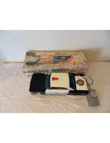 Ford Galaxie, patrulla de la INTERPOL...