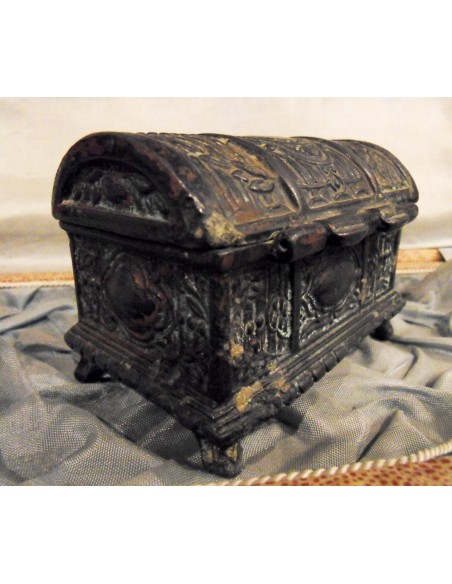 Caja joyero en calamina.