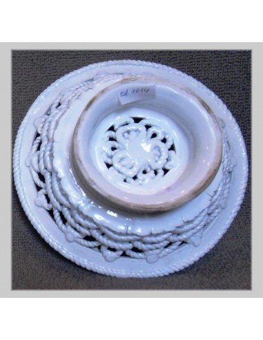 Frutero de loza calada y dorada