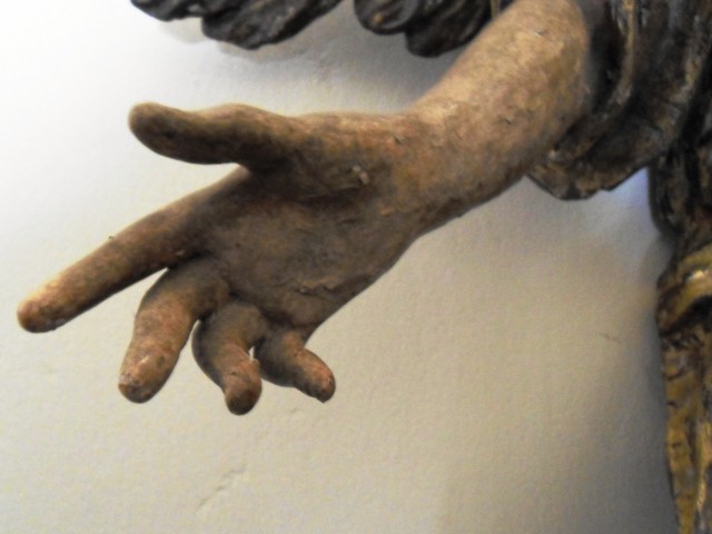 Ángeles lampadarios